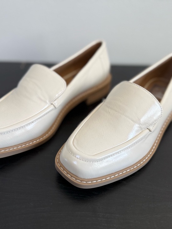 Dolce Vita Shoes - Dolce Vita Fran Loafers Cream Square Toe Slip On Flats Womens 5.5 NWOT
